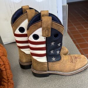 Patriotic Cowboy Boots with Stars and Stripes